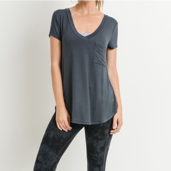 Women’s V-Neck Tee Shirt in Pine Green Size Large NWOT - Picture 6 of 6